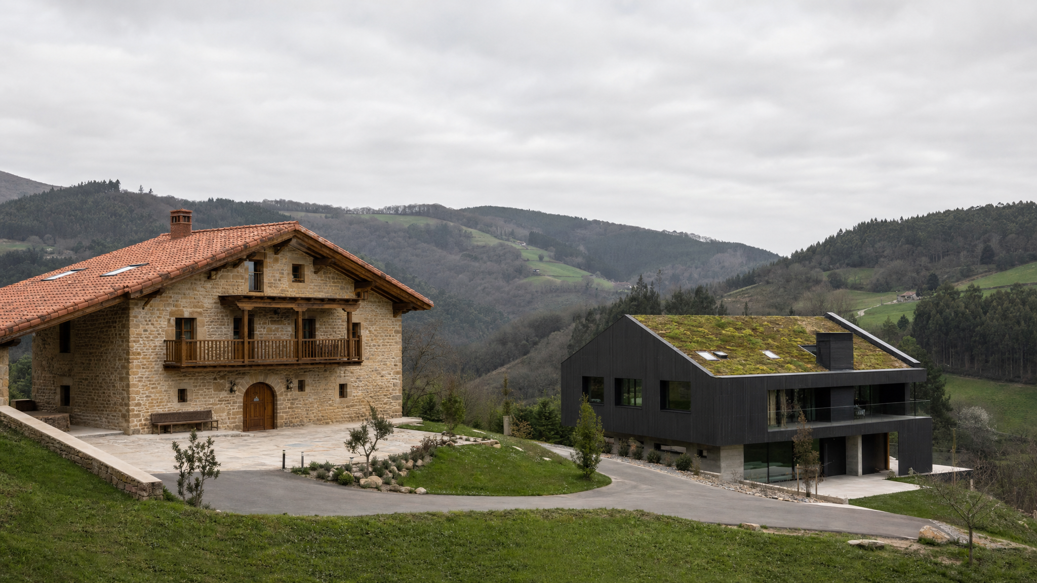 Comparativa visual entre caserío tradicional rehabilitado y vivienda de obra nueva en Bizkaia